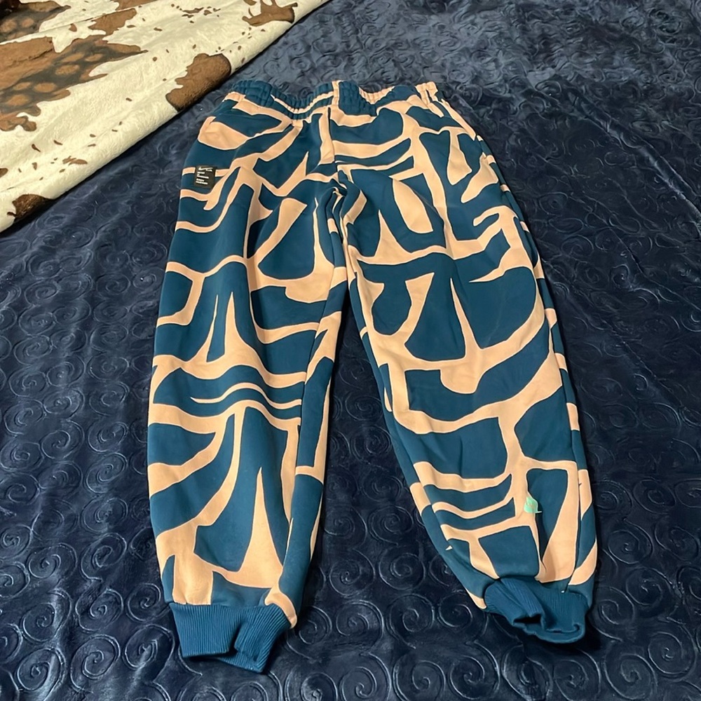 Youth XL joggers